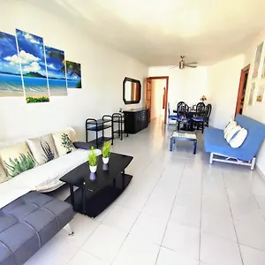 https://apartamento-cantarero-nerja.hotelsinnerja.org